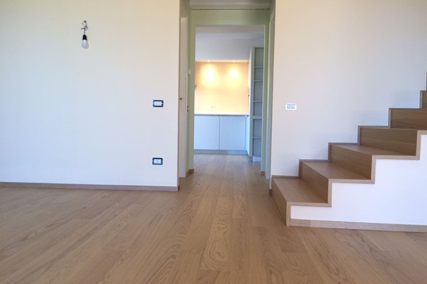 vendita e montaggio pavimentazioni in legno, parquet per interni