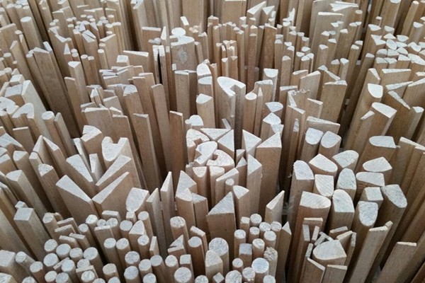 vendita listelli e tavolette di legno di balsa