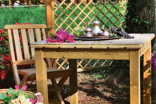 vendita tavoli in legno da giardino balcone e terrazza