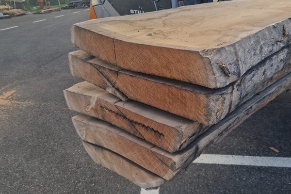 servizio di consegna a domicilio di legnami e strutture in legno